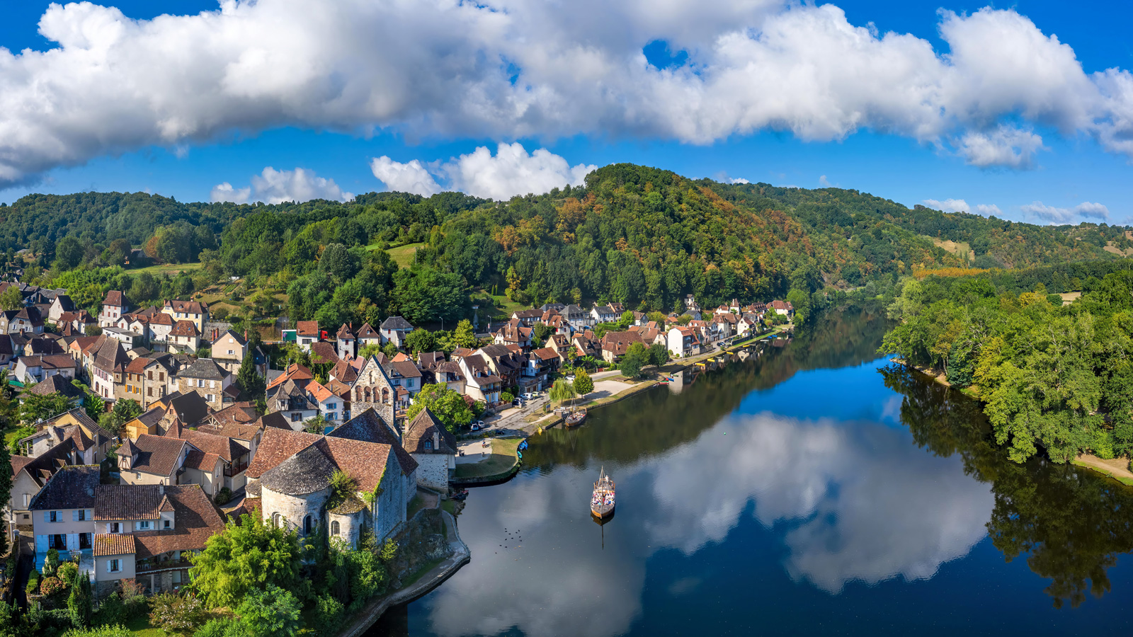 Dordogne secrète Beaulieu-sur-Dordogne Nouvelle-Aquitaine