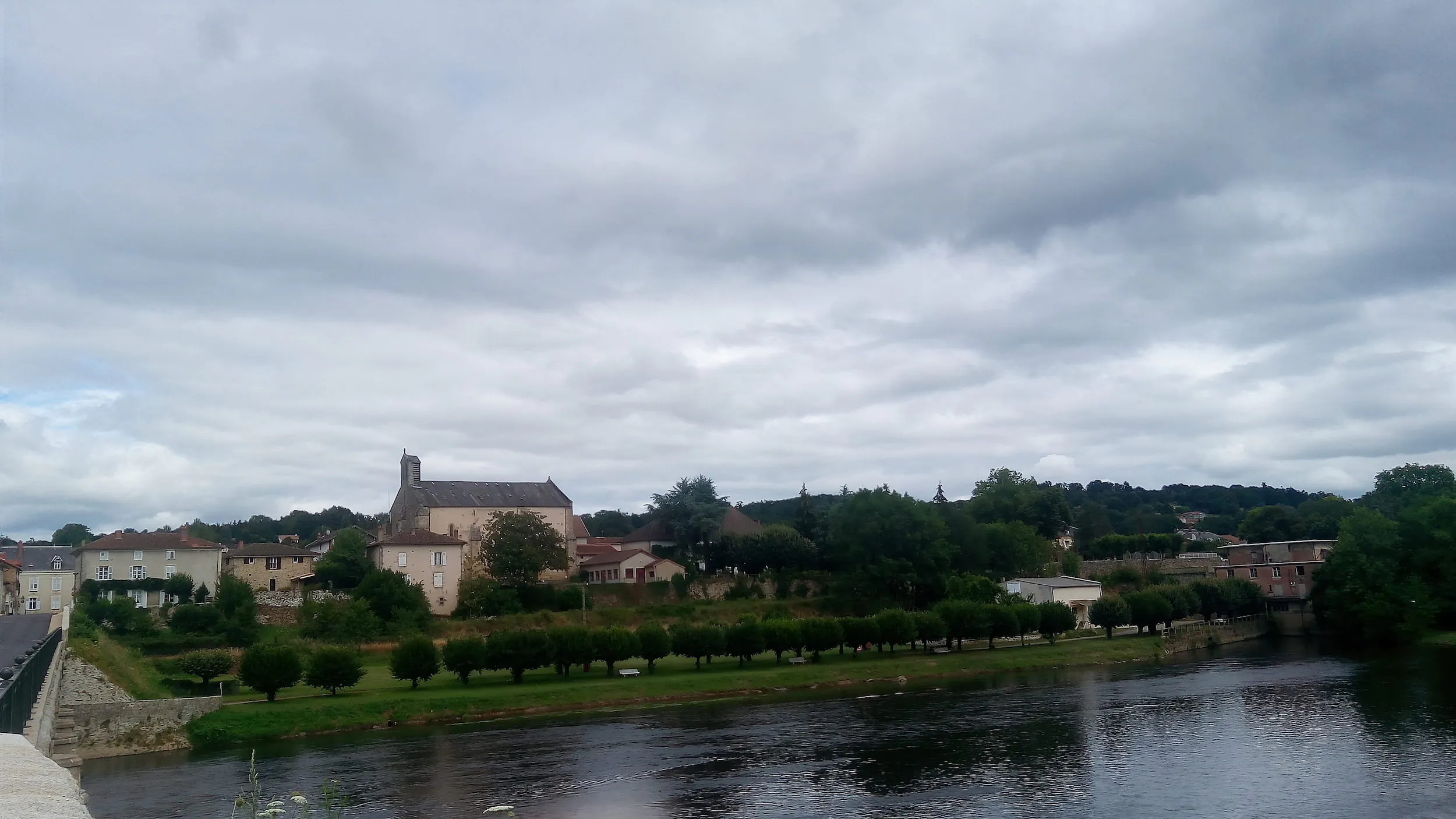 Autour de la gare de Saint-Victurnien Saint-Victurnien Nouvelle-Aquitaine