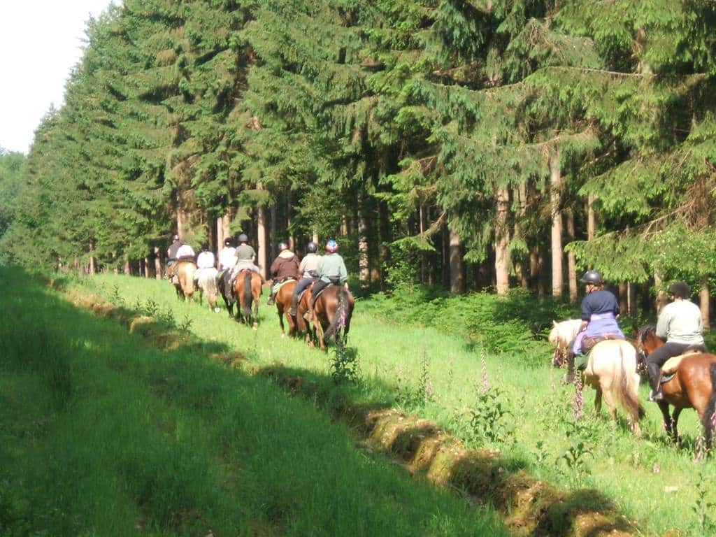 Les industries du Givonnais à cheval Givonne Grand Est