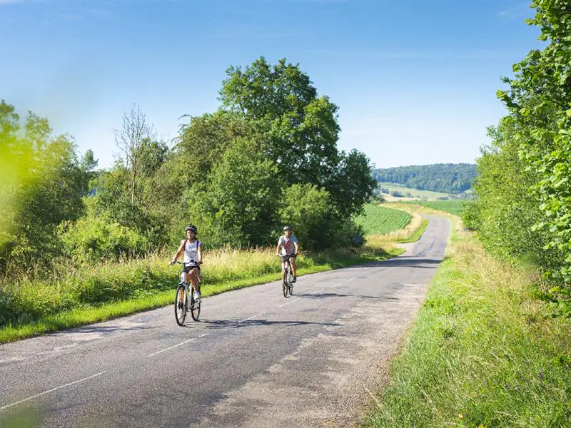 LA MEUSE A VELO EUROVELO 19 Bar-le-Duc Grand Est