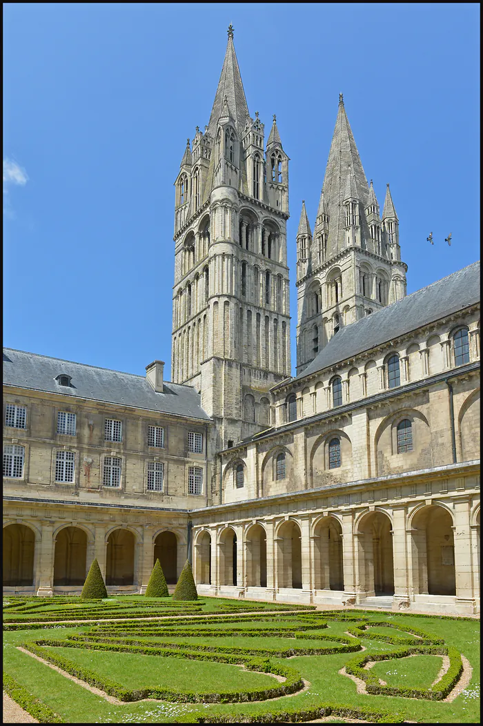 Visite guidée de l'abbaye Abbaye aux Hommes - Hôtel de Ville Caen