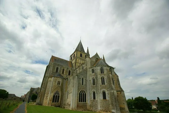 Levez les yeux !  Découverte de l'abbaye Saint-Vigor Abbaye Saint-Vigor Cerisy-la-Forêt