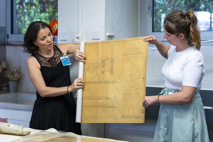 Visites de l’atelier de restauration des Archives de la Haute-Garonne Archives départementales de la Haute-Garonne Toulouse