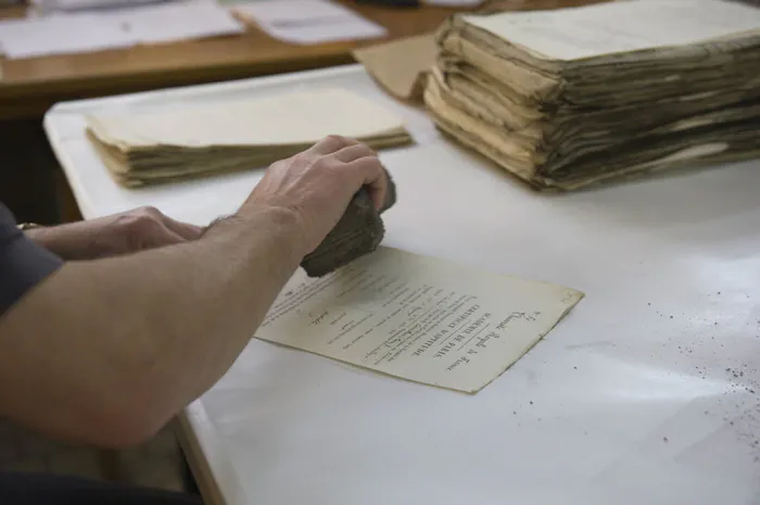 Visites de l'atelier de restauration Archives nationales - site de Paris Paris