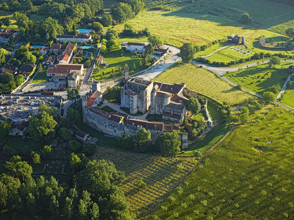 LA PETITE CARCASSONNE DU GERS Auch Occitanie