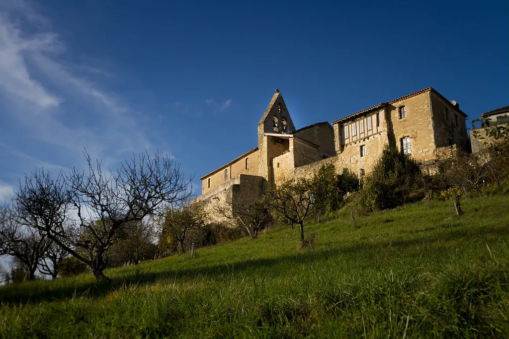 LES VILLAGES PERCHÉS EN VAE Vic-Fezensac Occitanie