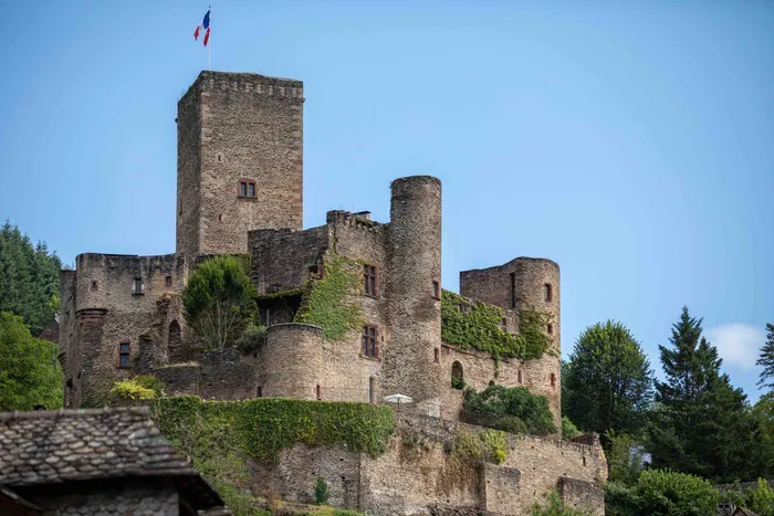 Partez à la découverte du château de Belcastel Château de Belcastel Belcastel