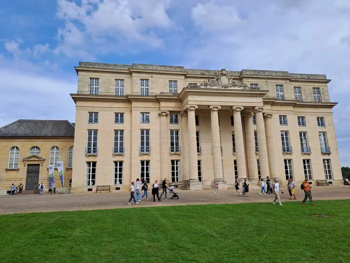 Visite libre du château Château de Bénouville Bénouville