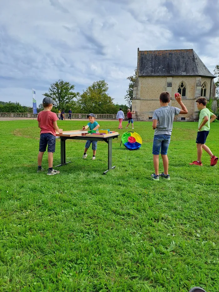 Atelier : jeux grand format en plein air Château de Bénouville Bénouville