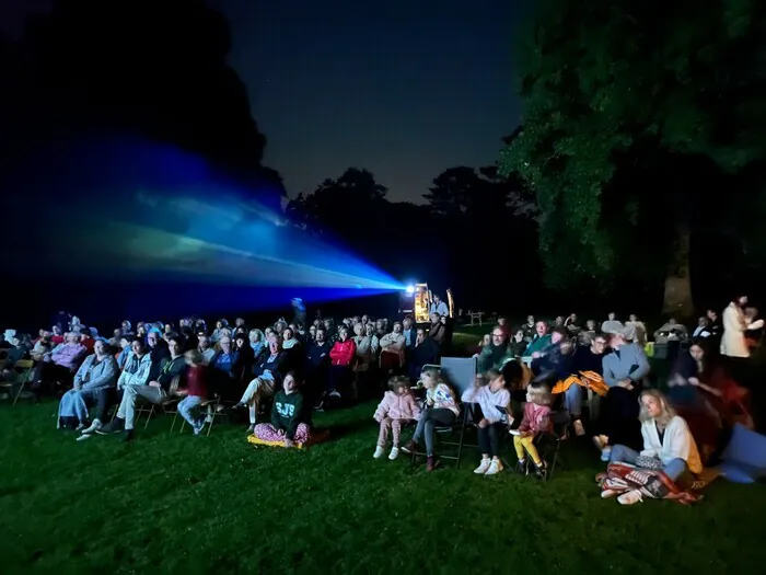 Projection du film : Jeanne du Barry Château de Bénouville Bénouville