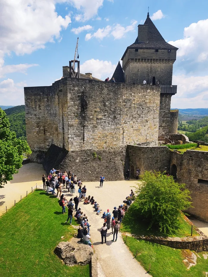 Venez assister à la visite « à l'assaut du château » suivie d'une démonstration de tir au trébuchet ! Château de Castelnaud Castelnaud-la-Chapelle