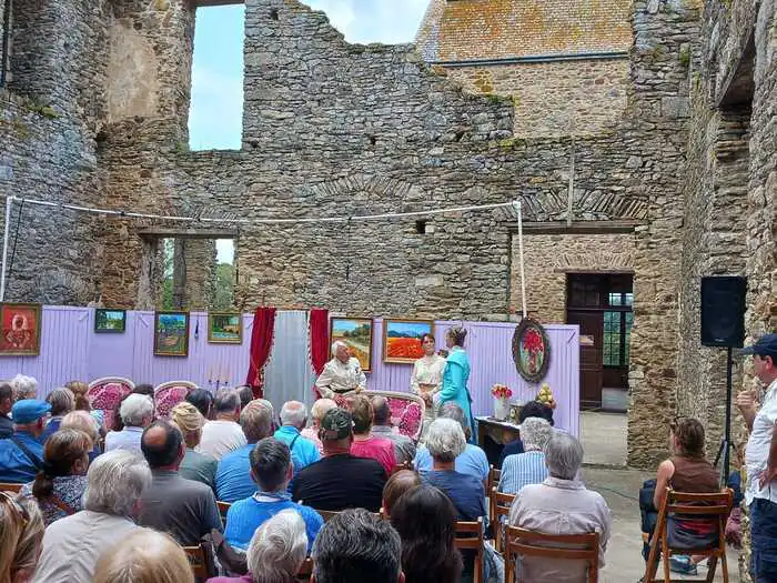 Spectacle : pièce de théâtre "touchez pas au tapis !" Château de Gratot Gratot