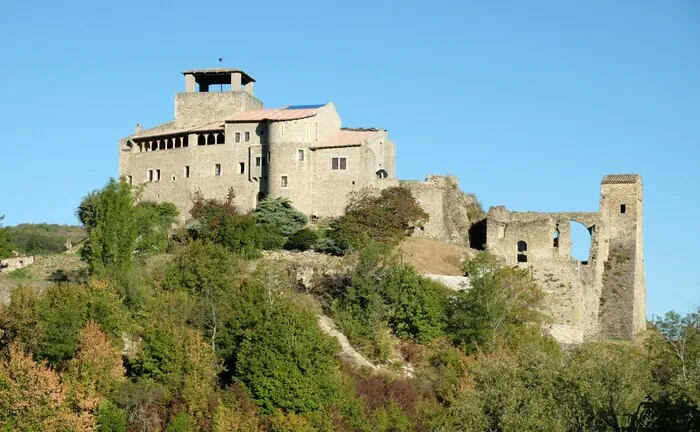 Visite guidée du site médiéval de Piégros Château de Piégros Piégros-la-Clastre