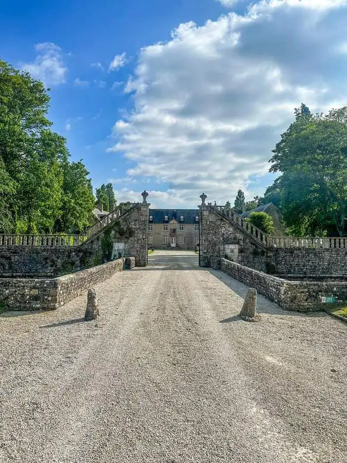 Visite guidée : exposé sur l'histoire du château Château de Plain-Marais Beuzeville-la-Bastille