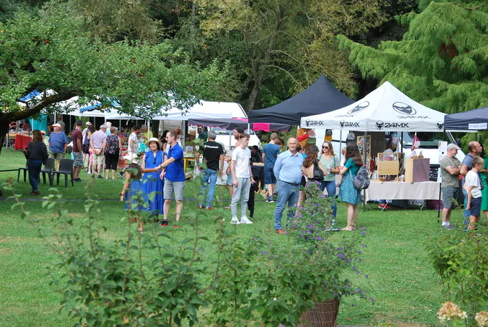 Participez à un marché du terroir Château du Grand Jardin Joinville