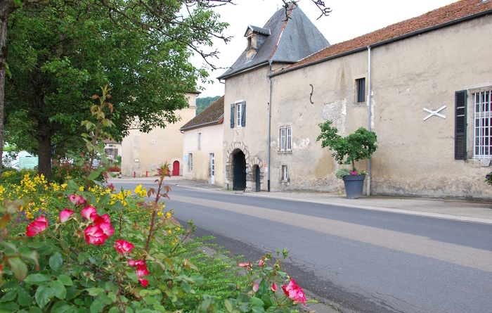 Découvrez un château des XVIIe-XVIIIe siècles et son jardin Château Poissons