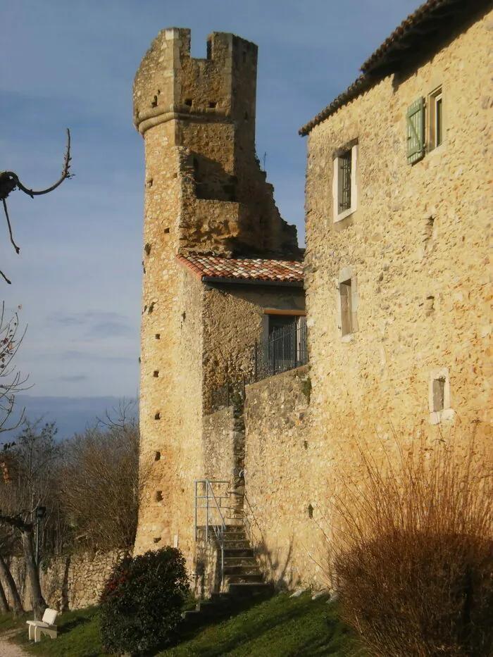 Exploration guidée de la cité médiévale d'Aurignac Cité médiévale d'Aurignac Aurignac