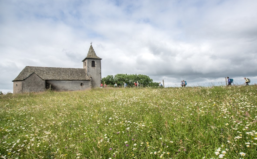 Randonnée n°1 le chemin de Bleys et la chapelle Saint Jean Rieupeyroux Occitanie