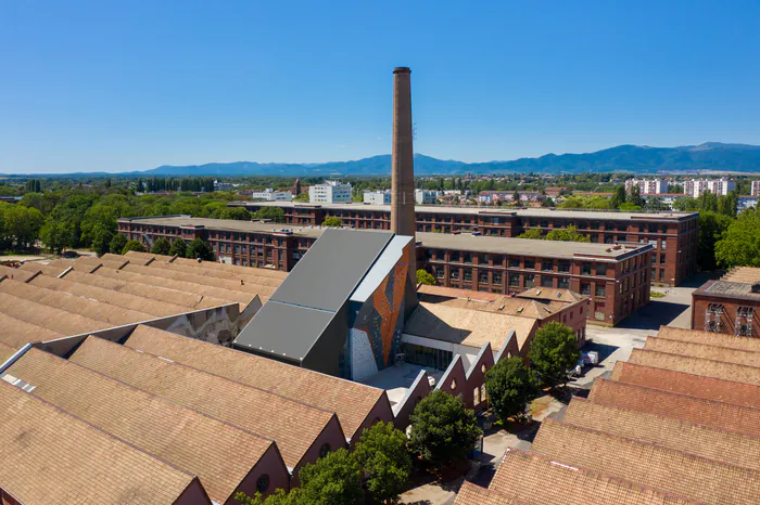 Découvrez une fabrique urbaine de 1800 à nos jours Dollfus-Mieg & Cie (DMC) Mulhouse