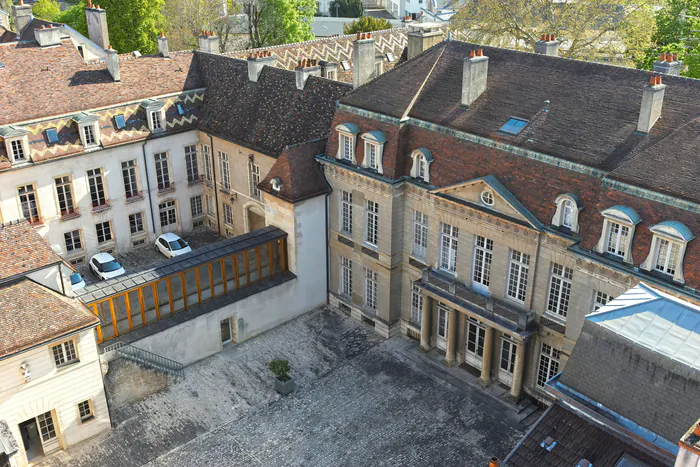 Atelier d'anthropologie pour les enfants et « Archéomaquette » pour tous DRAC BFC Dijon