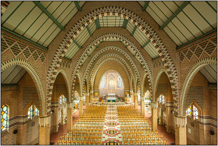 Circuit libre : « Une église de style dombellotiste en Champagne » Église Notre-Dame-des-Trévois Troyes