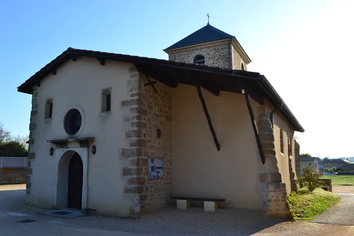 Église romane du village Église romane de Chavannes Chavannes