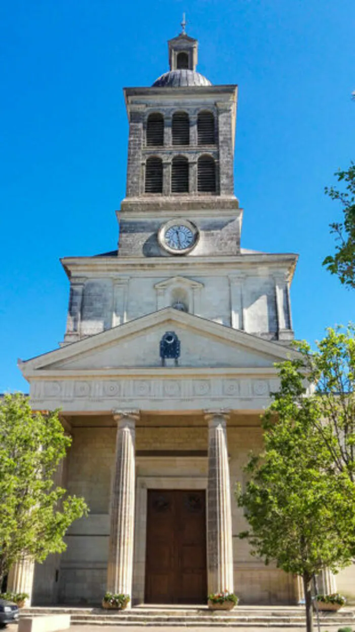 Visite libre de l'Église Saint - Mathurin Église Saint - Mathurin