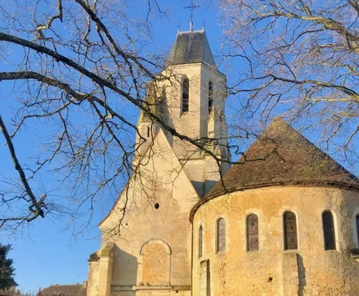 Visite libre de l'église Église Saint-Pierre Mauves-sur-Huisne