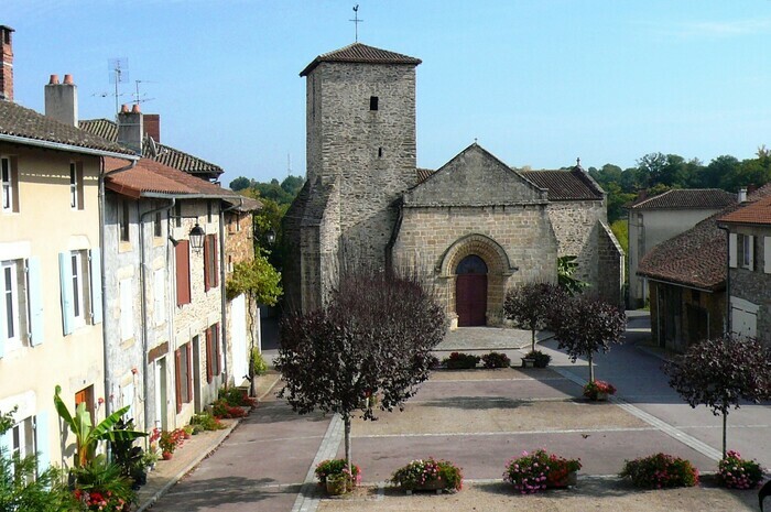 Visite de l'église Saint-Saturnin à Chaillac sur Vienne Église Saint-Saturnin Chaillac-sur-Vienne