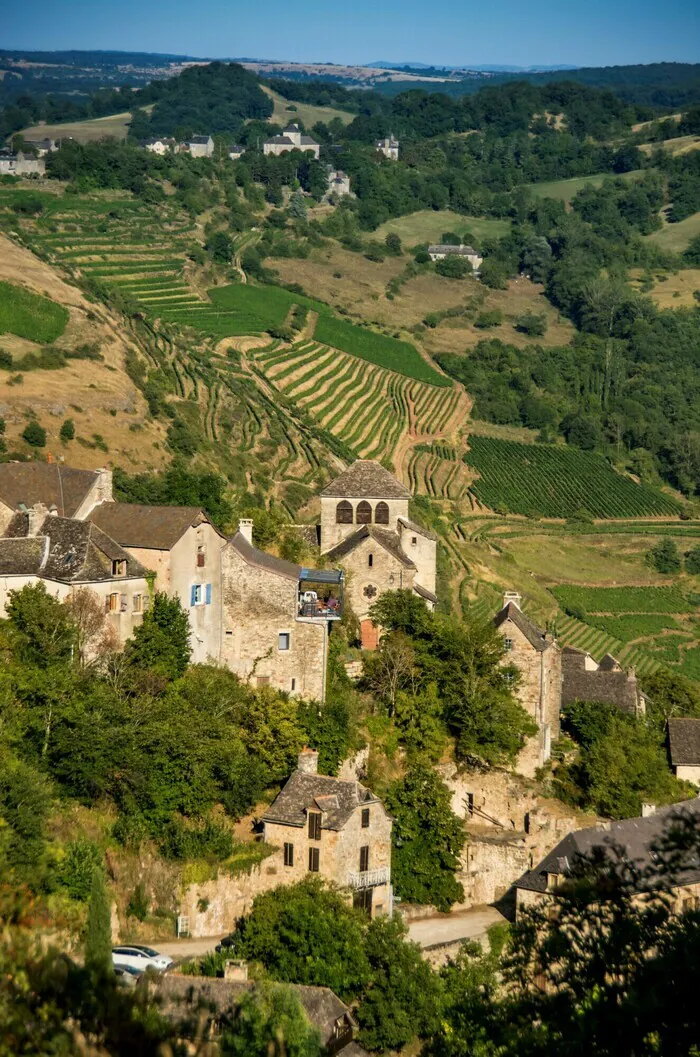 Partez à la découverte de l'église de Goutrens et de ses paysages environnants Église Saint-Vincent de Cassagnes-Comtaux Goutrens