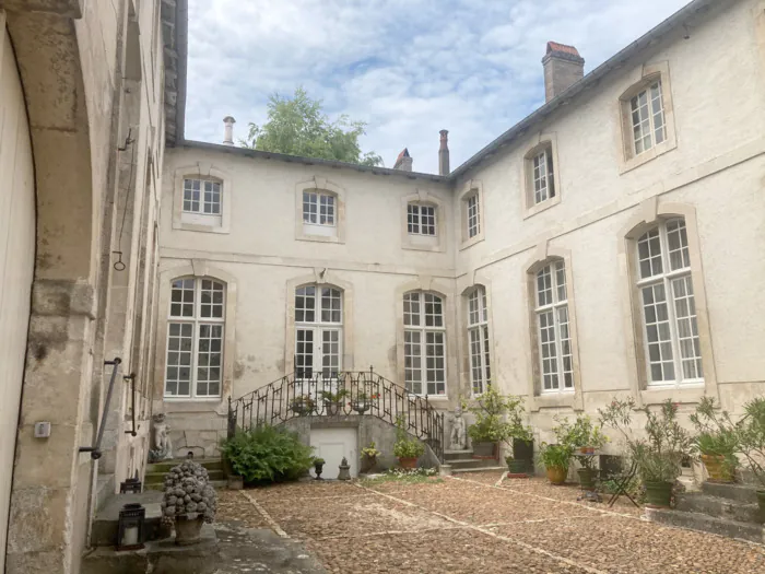 Découvrez un hôtel particulier du XVIIe siècle lorrain lors d'une visite guidée Hôtel de Rouÿn Saint-Mihiel