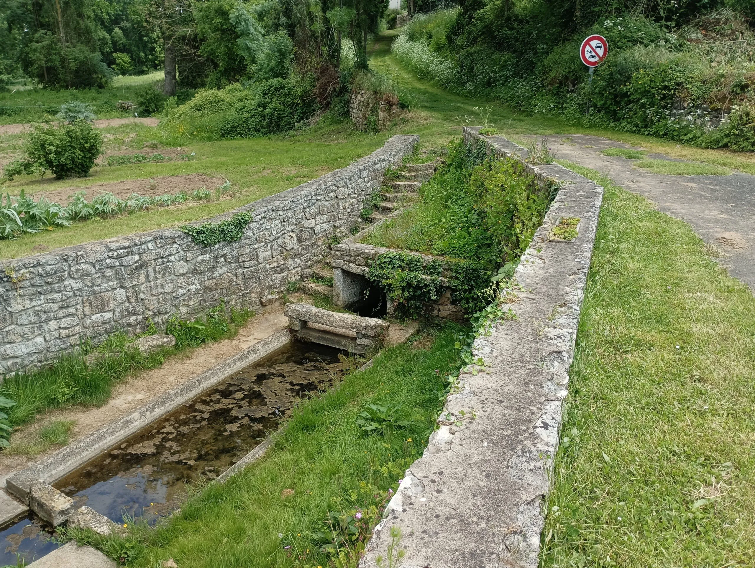 Balade autour des fontaines Paizay-Le-Tort Melle Nouvelle-Aquitaine