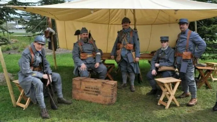 Reconstitution d'un camp militaire de la Première Guerre mondiale Jardin du chapitre Bazas