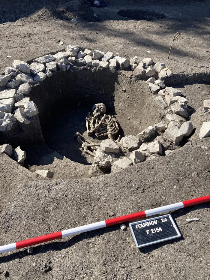 Conférence sur le chantier de fouilles archéologiques La Coloc' de la culture Cournon-d'Auvergne