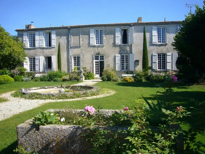 Visite du domaine de la Croix-Blanche La Croix Blanche Saint-Martin-de-Ré