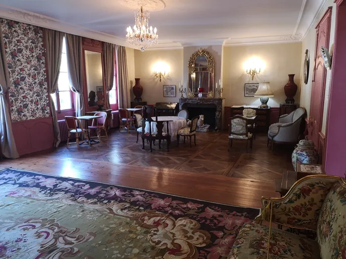 Découverte du musée de la Résidence des Indes dans l'hôtel d'armateur Weis du XVIIIe siècle ! La Résidence des Indes La Rochelle