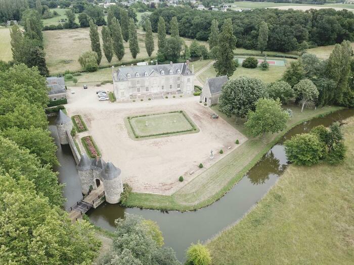 Visite accompagnée du château de Vaux Lieu-dit chateau de Vaux Jarzé Villages