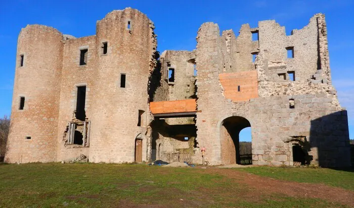 Histoire d'un passé prestigieux Lieu dit Naucaze Saint-Julien-de-Toursac