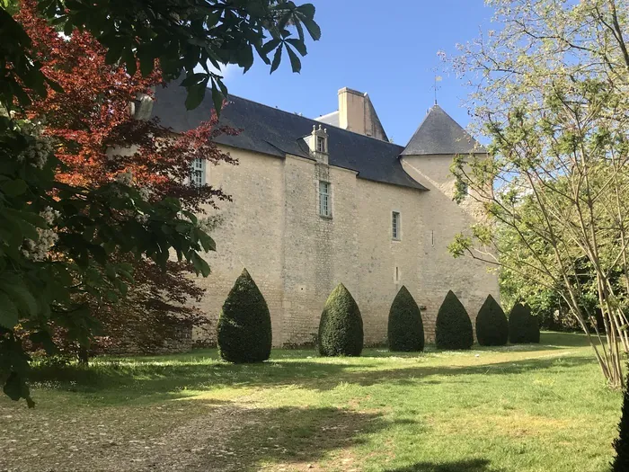 La maison forte vous ouvre ses portes ! Logis de Brieuil Chenay