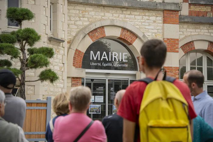 Découvrez les personnages des noms de rues saviniennes lors d'une balade contée et théâtralisée Mairie de Sainte-Savine Sainte-Savine