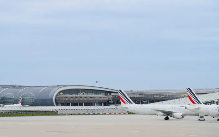 Visite en bus de la zone réservée de l'aéroport Paris-Charles de Gaulle Maison de l'Environnement de Paris-Charles de Gaulle Tremblay-en-France