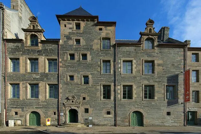 La Maison Penanault et ses combots (4400 m² de jardins en terrasses) Maison Penanault Morlaix