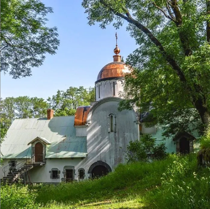 Visite du Monastère orthodoxe Monastère orthodoxe Marcenat