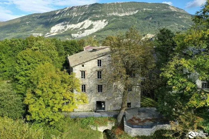 Visite guidée des expositions du musée de la Minoterie Musée de la Minoterie La Mure-Argens