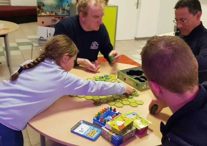 Atelier en famille : animation jeux de société Musée des Automates Falaise