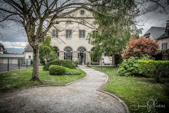 Découvrez le musée du béret ! Musée du béret Nay