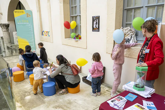 Le coin des familles Museon Arlaten Arles