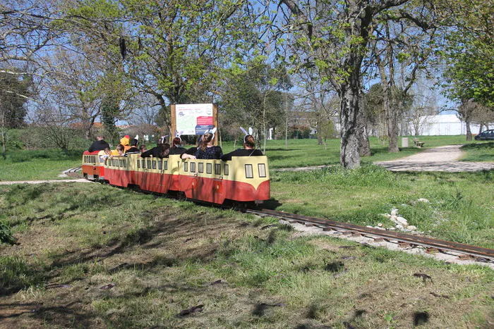 Balade à bord d'un petit train à vapeur ! Parc municipal de la Pointe Lespinasse