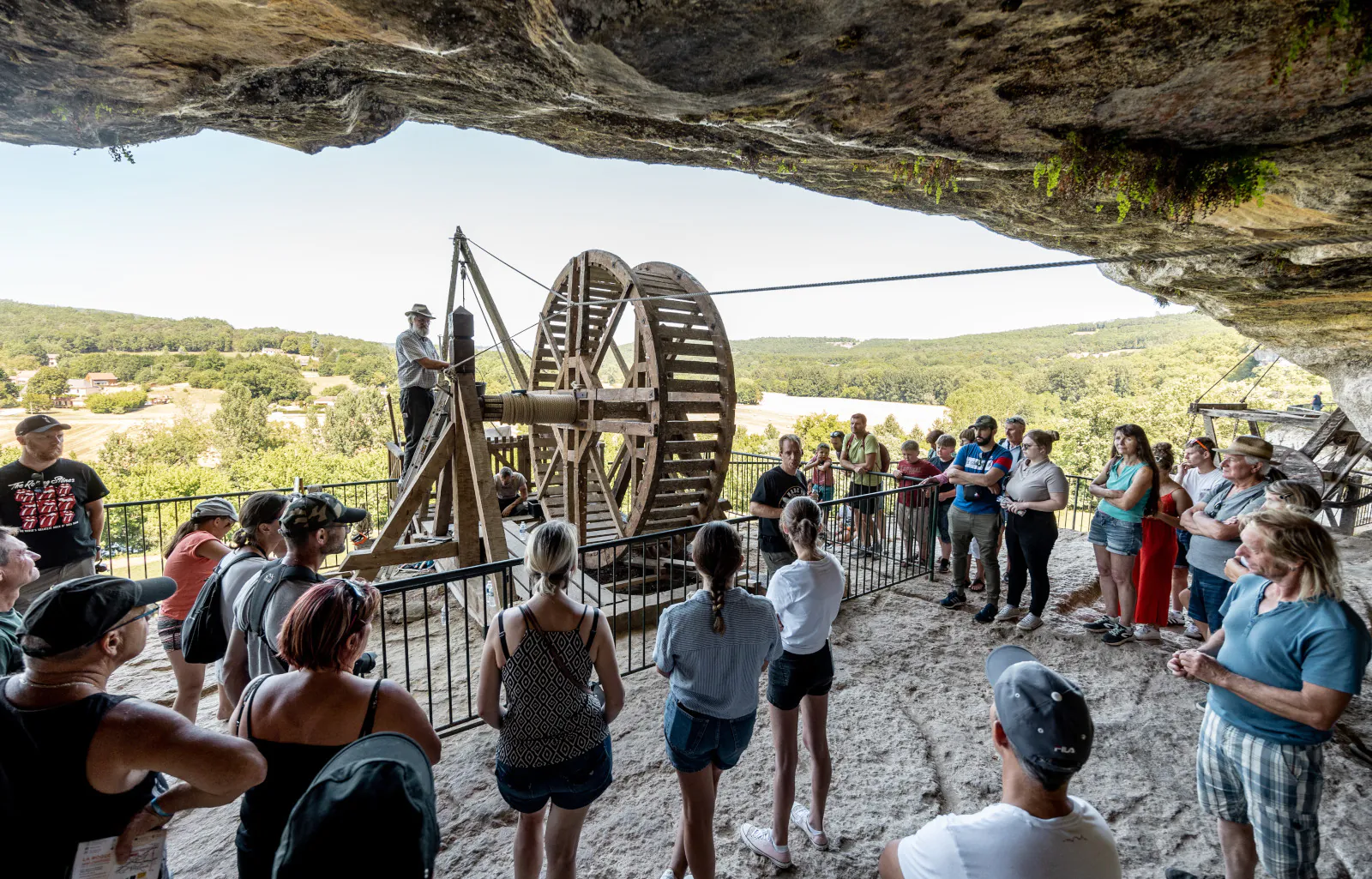 Vacances d'été à la Roque Saint-Christophe