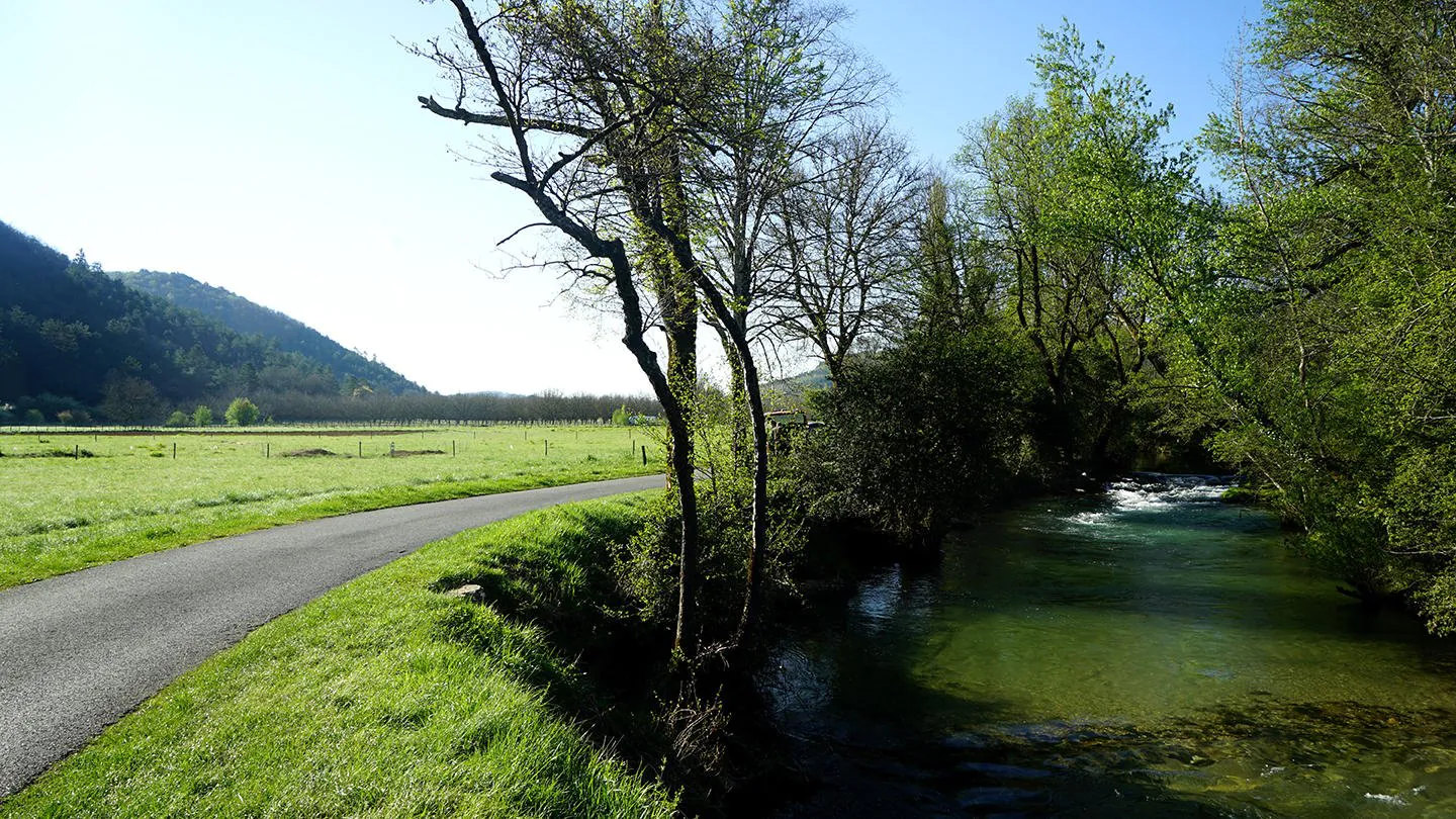 Vélo Route de la vallée du Céou Castelnaud-la-Chapelle Nouvelle-Aquitaine